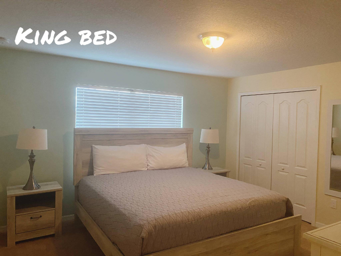 4 Bedrooms / 3 Bathrooms -  Paradise Palms (8922), Osceola