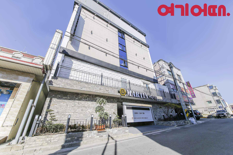 Others 5, Martin Hotel, Miryang