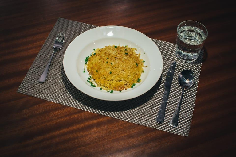 Food & Drinks 4, NI Ambaari Suites, Tarmuwa