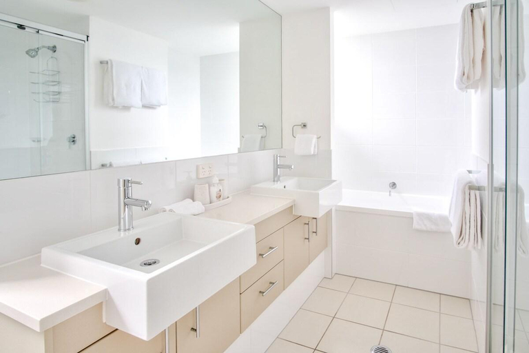 Bathroom 3, Hamptons Style Penthouse at Kings Beach, Caloundra - Caloundra S.