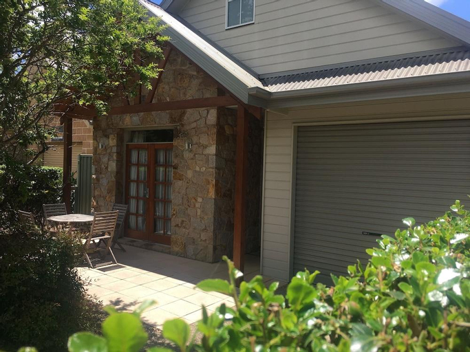 Abalina Cottages, Rotary Drive, Alpine - East