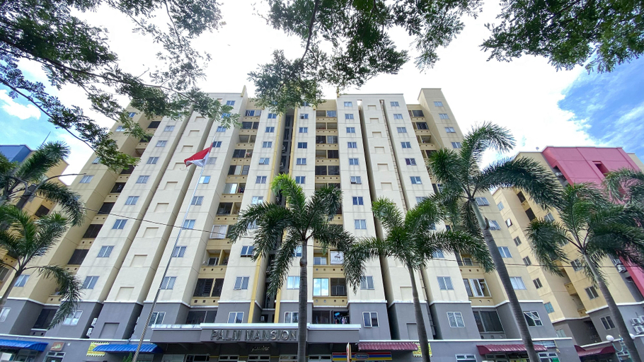 Exterior 2, Elegant And Homey 1Br With Extra Room Palm Mansion Apartment, Jakarta Barat