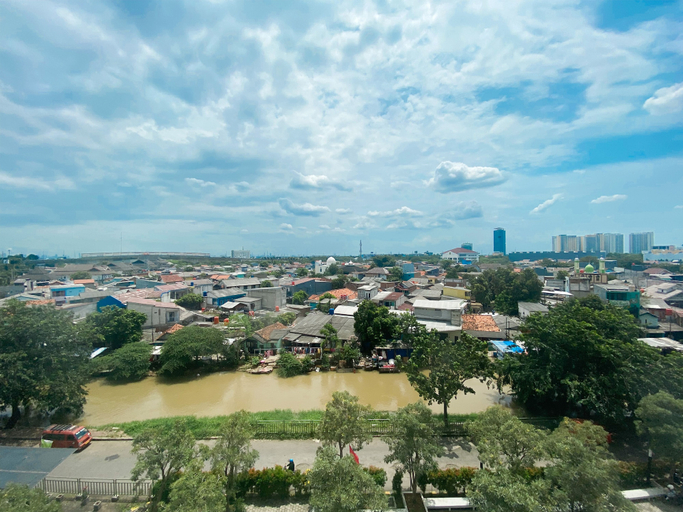 Exterior 5, Simply Look Studio Room At Patraland Urbano Apartment, Bekasi