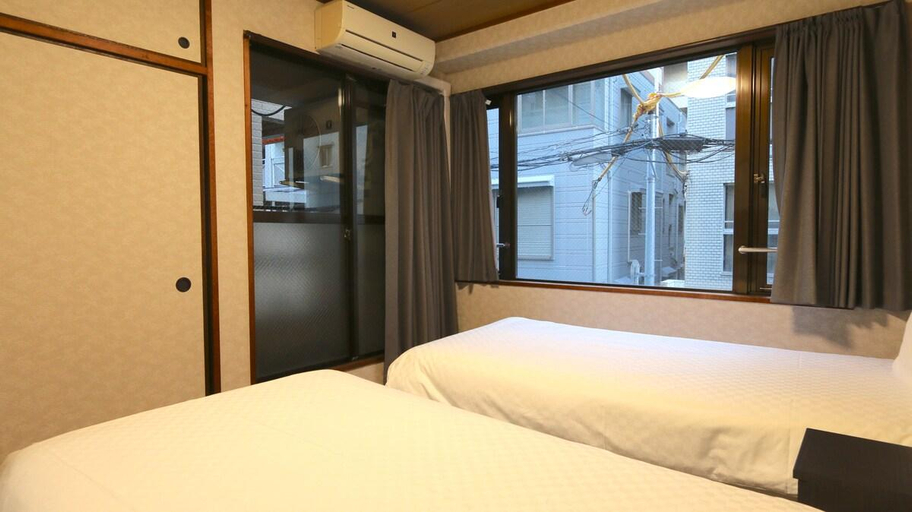 Bedroom 2, EG21 Elizabeth Garden, Osaka