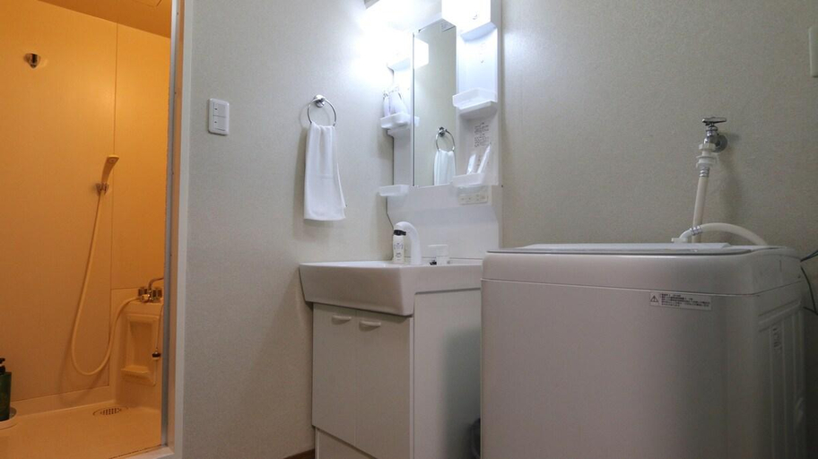 Bathroom 3, EG21 Elizabeth Garden Nippombashi, Osaka