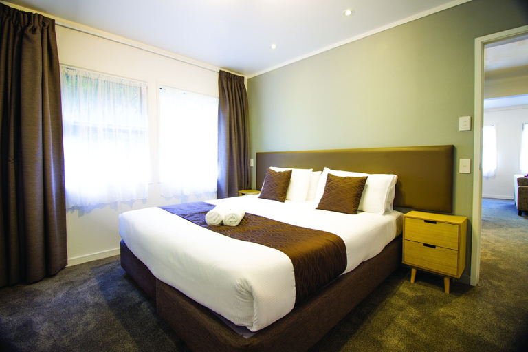 Bedroom 4, Mount Richmond Hotel, Waitakere