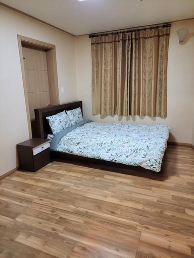 Bedroom 2, Jeongseon High Heel Pension, Jeongseon