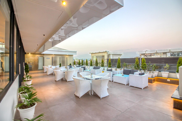 Food & Drinks 3, Hotel Sj Paradise, Dehradun