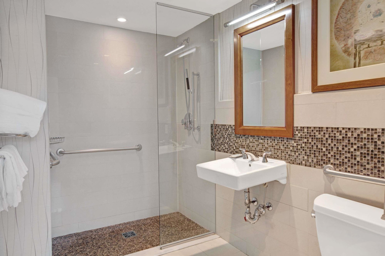 Bathroom 8