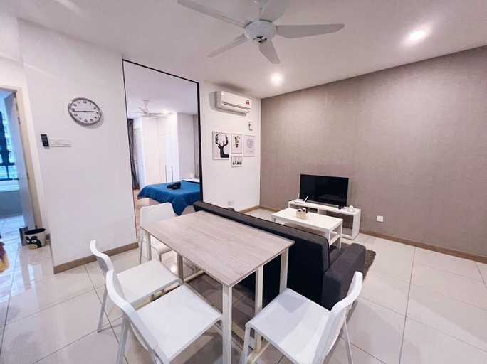 5, [Promo] Connected Train 2 Bedroom (ABOVE MALL) 28, Kuala Lumpur