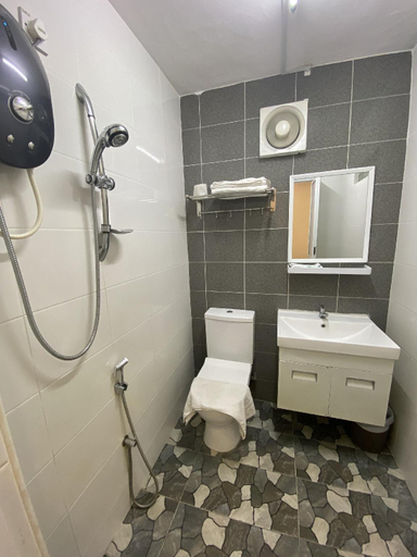 Bathroom 3, Raintown inn taiping, Larut and Matang