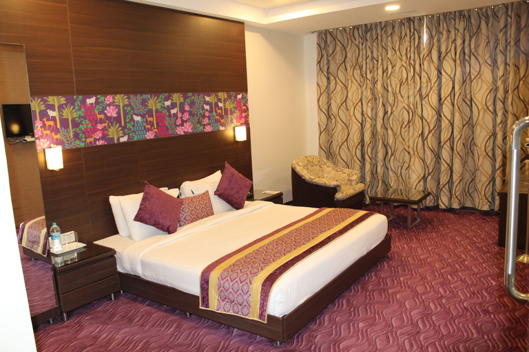 Bedroom 3, Brilliant Hotel & Convention Center, Indore