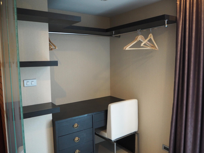 Others 4, Custom Design Loft With City Views And Rooftop Pool, Wattana