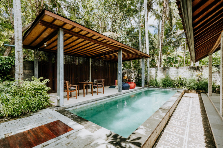 Sport & Beauty 2, VILLA Surya 3 rooms , waterpool, near the ocean, Karangasem