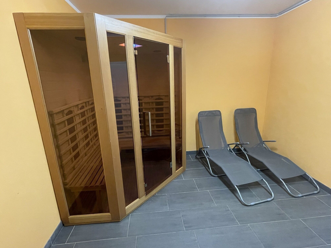 Others 5, Hotel Koralpe, Wolfsberg
