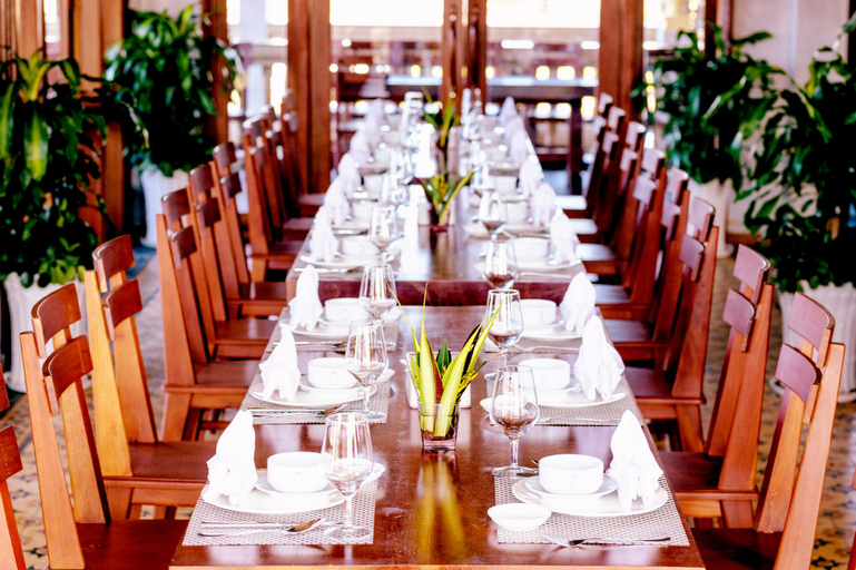 Food & Drinks 2, KNN Luxury Hill, Saen Monourom