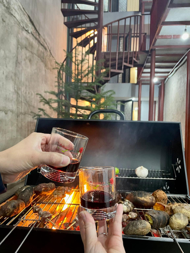 Others 2, Aurora's House , Đồng Văn