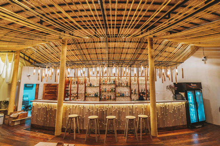 Food & Drinks 5, La Lanna, K. Mae On