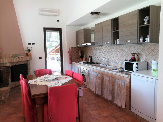Others 4, Villa Cycas Relaxation in Nature, Latina