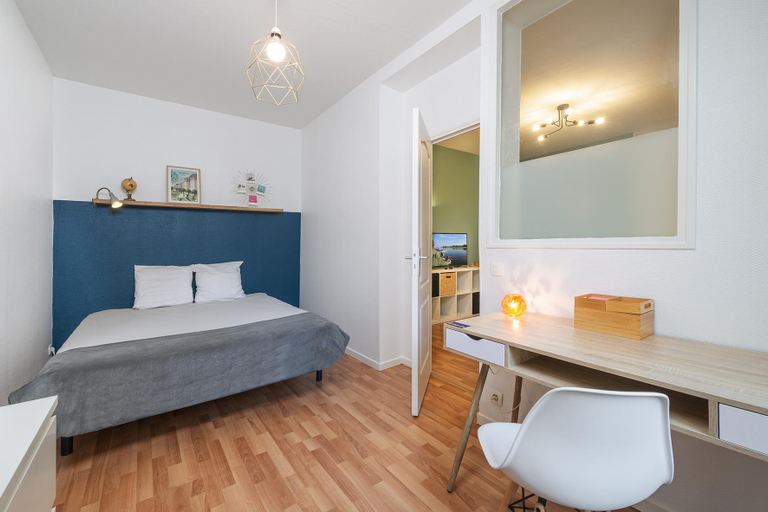 Others 5, Appart calme avec parking proche place Ney, Maine-et-Loire