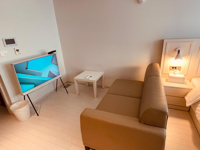 Others 5, Central Star Airbnb in Jungangno, Buk