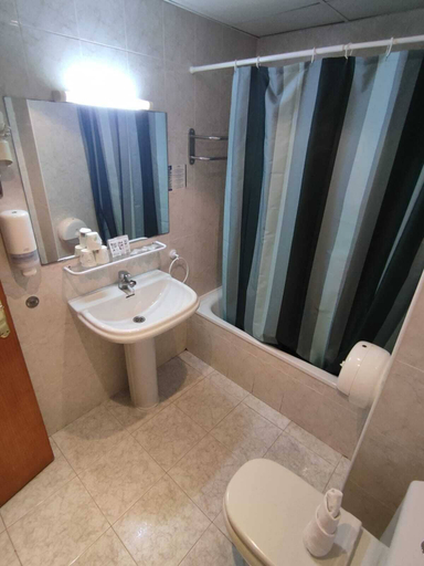 Bathroom 4, Hotel El Molino de Pancorbo, Burgos