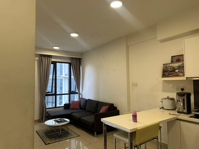 Others 4, Cozy Studio room & fast wifi Netflix @Eclipse13, Sepang