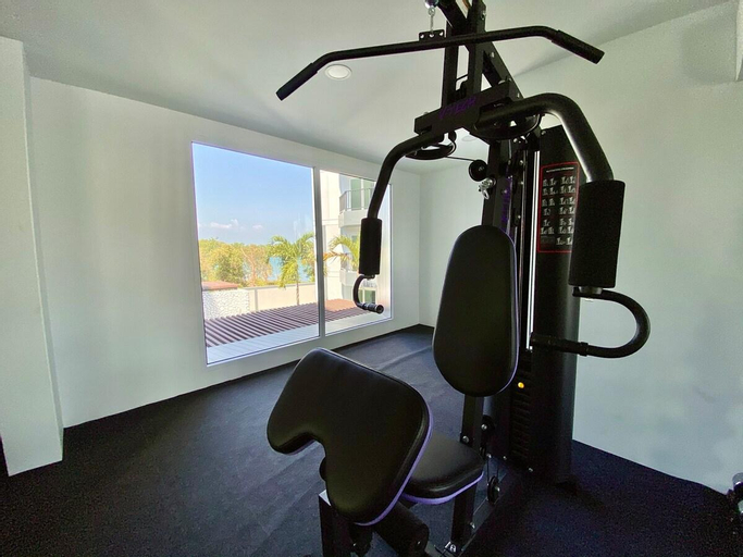 Others 5, Mantra Beach Condominium Studio Sofabed - M183, Klaeng