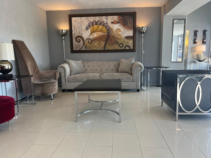 Public Area 2, Baymont Inn, Ector
