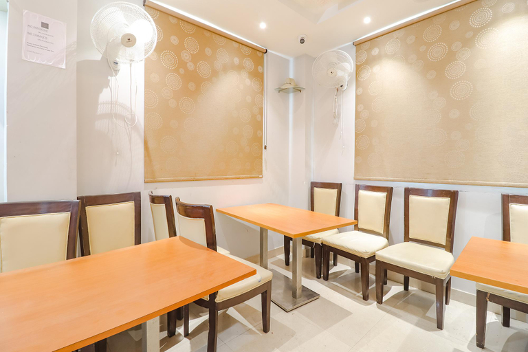 Food & Drinks 5, FabHotel Holiday Grand, Patna