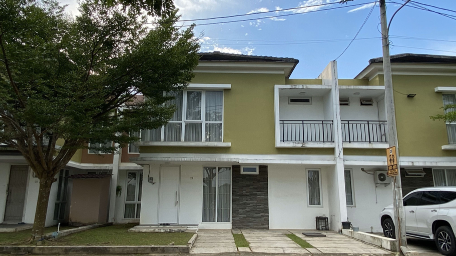 Springhill Residence near Airport 4BR, Palembang