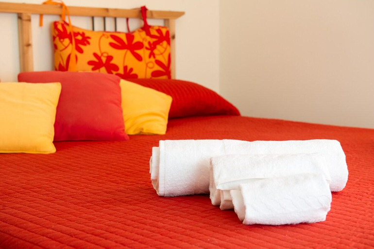 Bedroom 2, Via Boezio 33, elegant, in the center of Rome, Roma