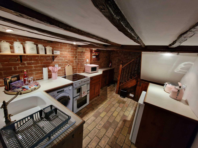 Others 5, Honey Horsefield Grade ll Cottage, Suffolk