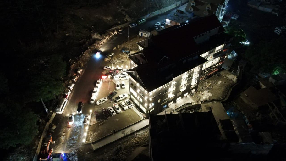 Others 3, Naran Creek Hotel, Hazara