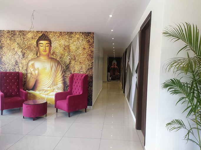 Public Area 4, RAJLAXMI HOTEL - Free Airport Pickup and Drop, Jaipur