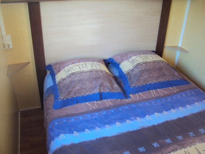 Bedroom 4, B&B La Douloire, Vaucluse