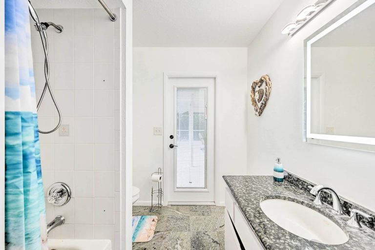 Bathroom 4, Lovely Naples Home: Backyard Oasis w/ Pool!, Collier