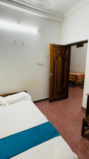 Bedroom 2, Janet’s Villa, Viluppuram