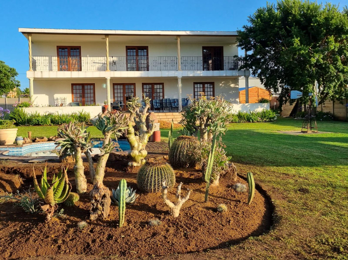 Others 4, La Maison Bed & Breakfast , Fezile Dabi