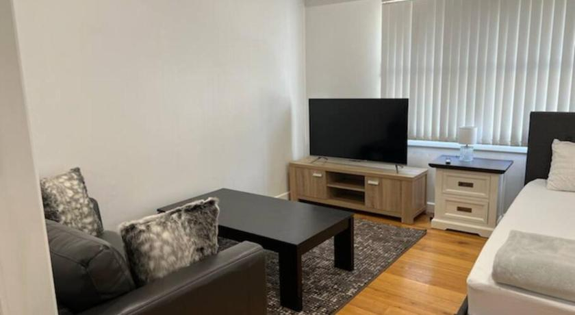 Others, St Albans Alexina 1 - Near Shopping, Brimbank  - Keilor