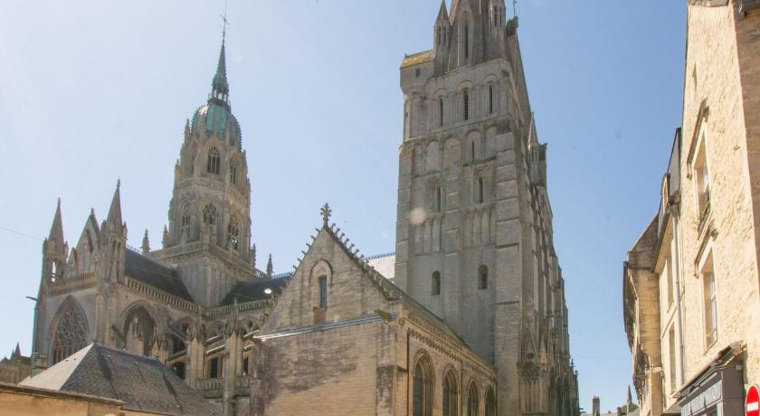 Beautiful apartment in historic Bayeux, Calvados