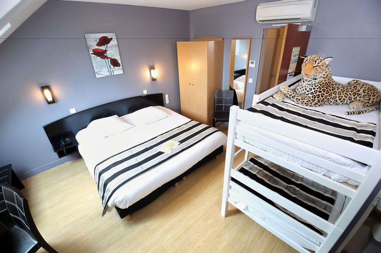 Bedroom 9