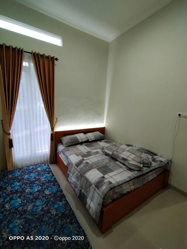 Bedroom 3, Villa Emerald Batu - Cozy and Comfy, Malang