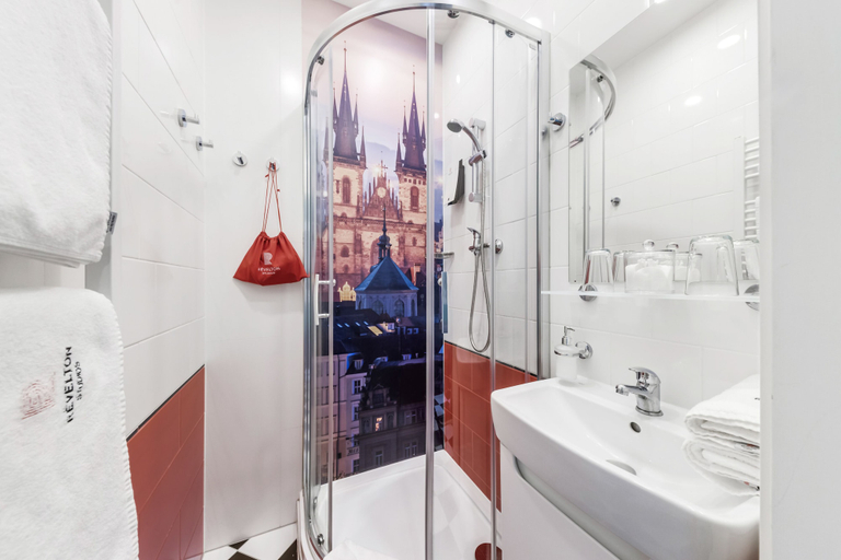 Bathroom 3, Revelton Studios Prague, Praha 4