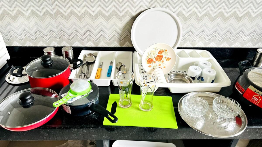 Food & Drinks, Mumbai Best 2 bedroom apartment, Thane