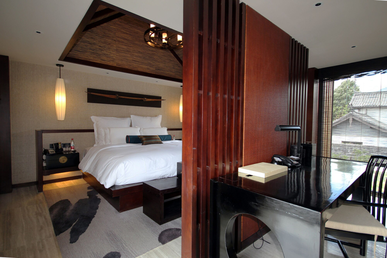 Bedroom 3, Pullman Lijiang Resort & Spa, Lijiang