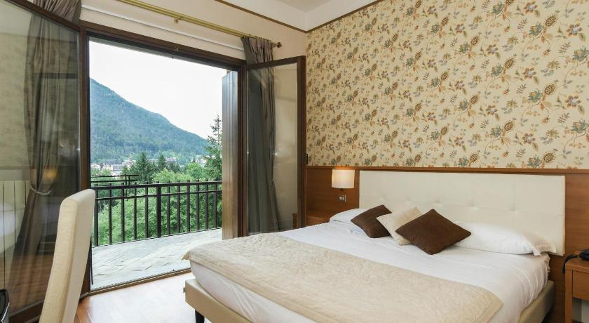 Bedroom 3, Hotel Il Cervo, SPA & Wellness, Bike Hotel, Udine