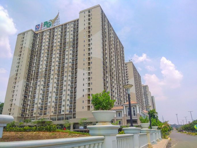 Exterior & Views, Cozy Living Podomoro Golf View Apartment 2BR By Travelio, Bogor