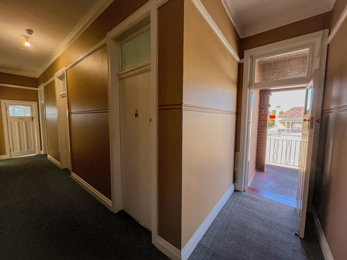 Others 4, Commercial Hotel Bega, Bega Valley
