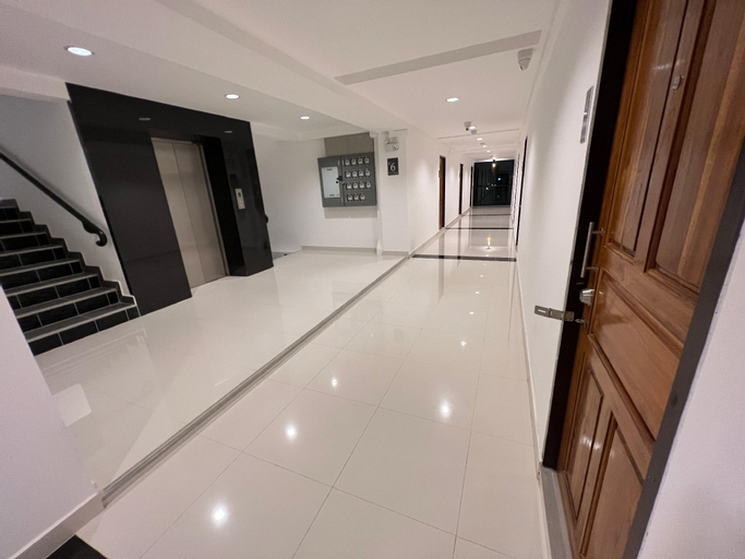 Others 4, The Joke Mansion - Soi Sukhutit 23, Map Ta Phut, Rayong, Muang Rayong